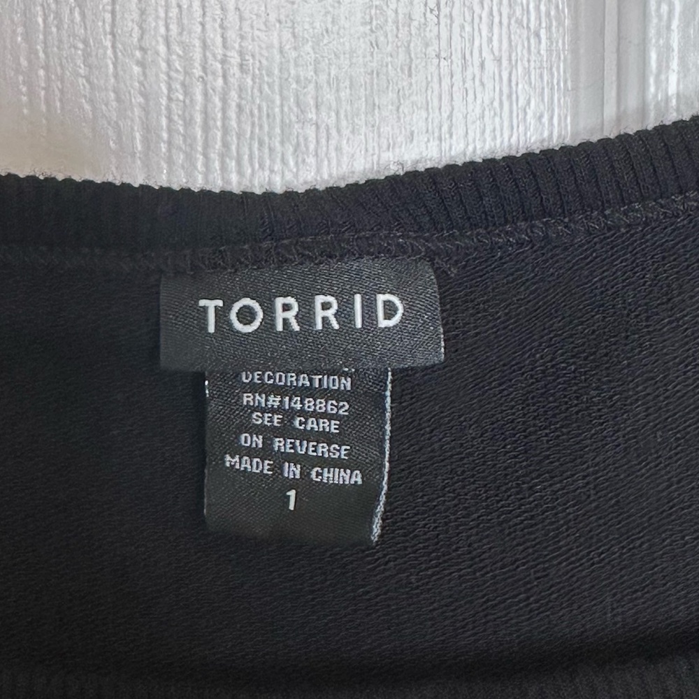 Torrid Black Lattice Front Crew Neck Long Sleeve Pullover Sweater - Picture 9 of 10